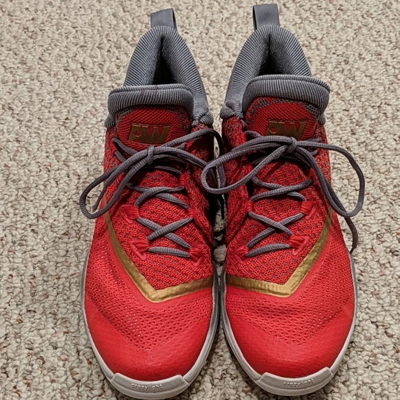 Andrew Wiggans Basketball Shoes (Great Condition) - Picture 2 of 8